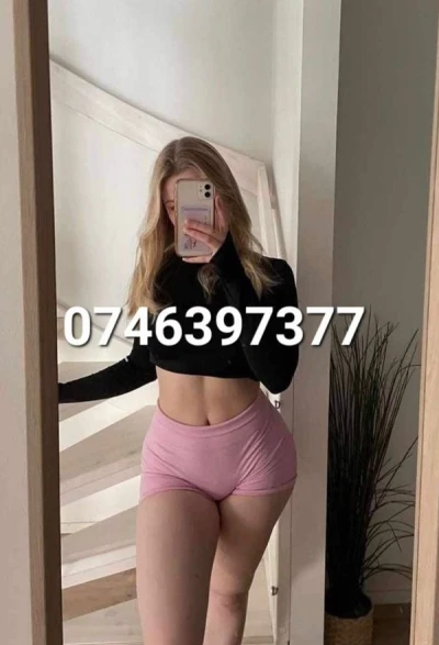 Escortă 70 ani – Experiență și rafinament în Tei