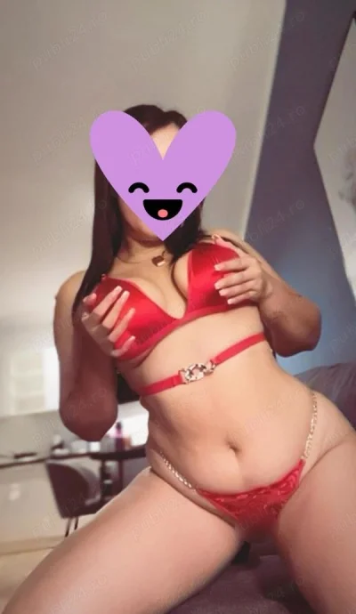 Escortă Slabă pentru Plăceri de Neuitat