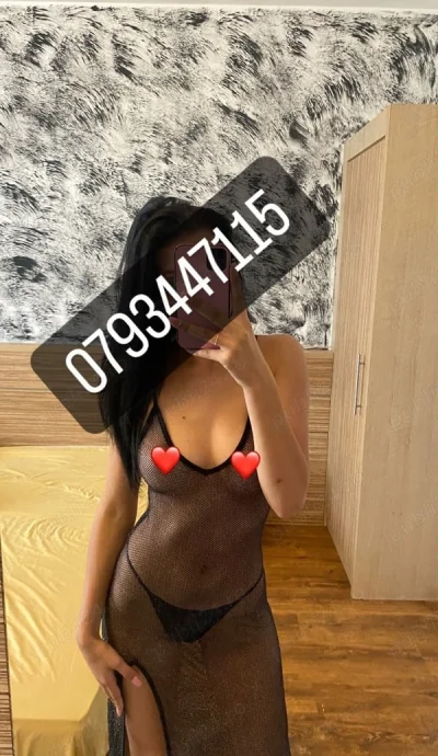 GFE Blondă Busty în Otopeni