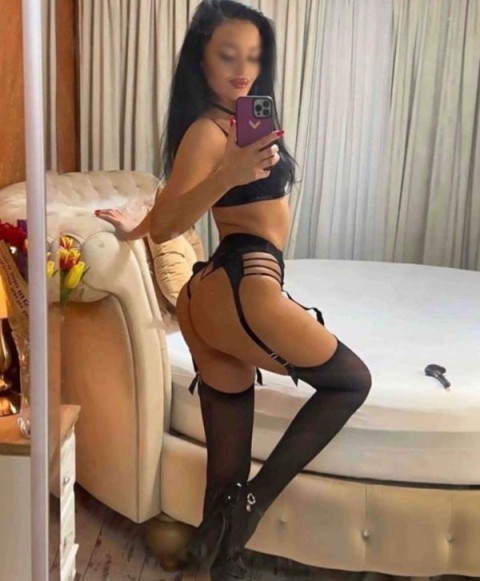Masaj Erotic cu Izabella în Ghencea