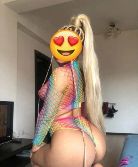 Seducătoarea Brunetă din Buzău – Experiențe de Neuitat